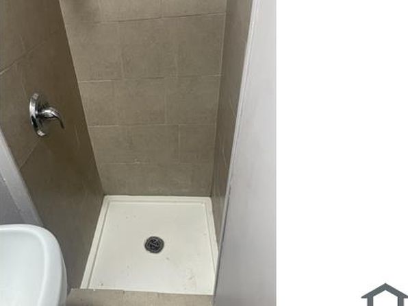 33 Elliott St #33