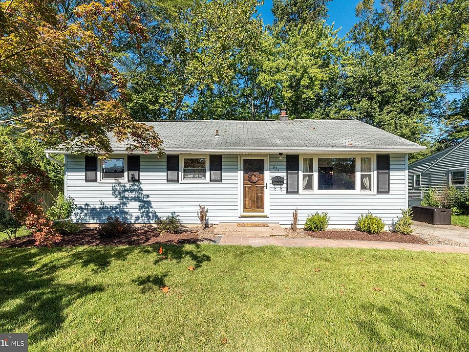 1st image of 624 Pennbrook Ave