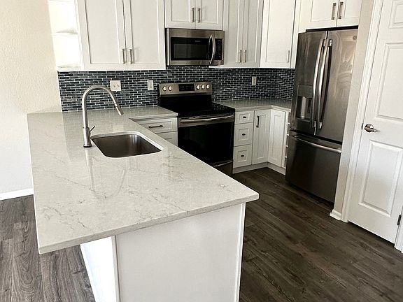 3rd image of 22094 E Berry Pl