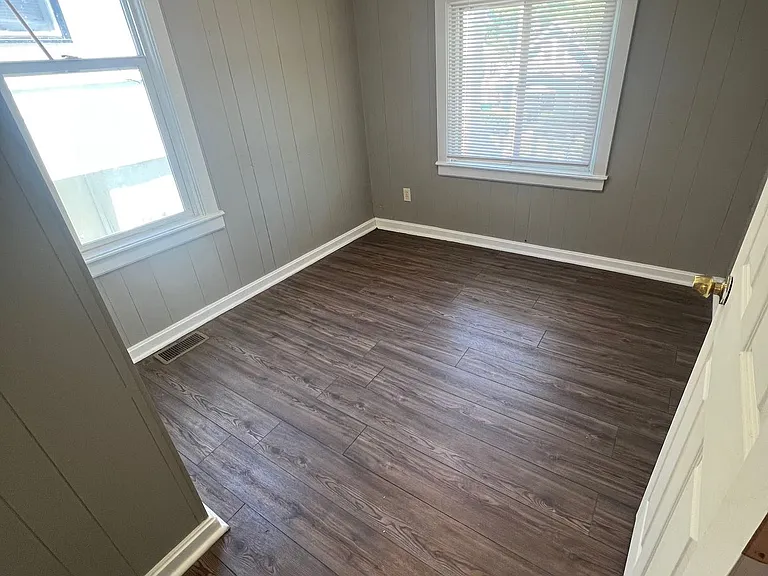 3505 Wyandotte Ave — Photo 5