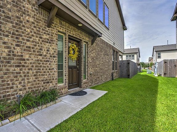 Great curb appeal.