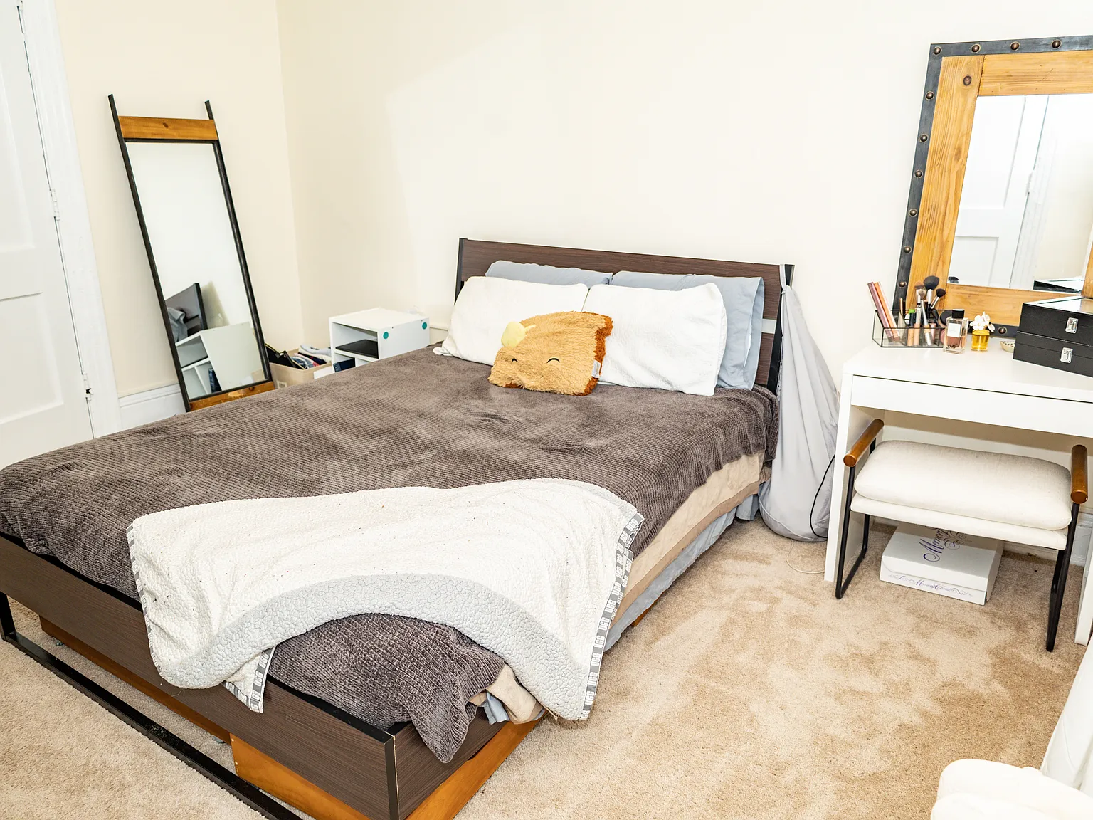 5610 Elmer Street — Photo 4