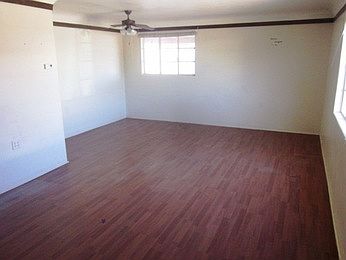 3rd image of 610 S Gila Ave