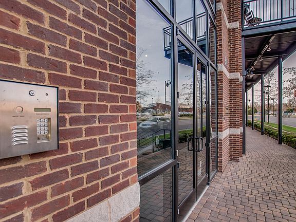 3rd image of 324 Liberty Pike APT 226