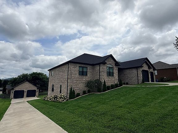 2nd image of 395 Prewitts Way