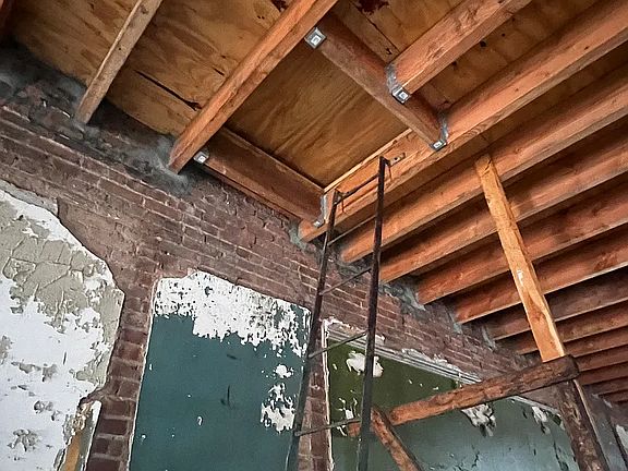 2nd image of 240 W 132nd St