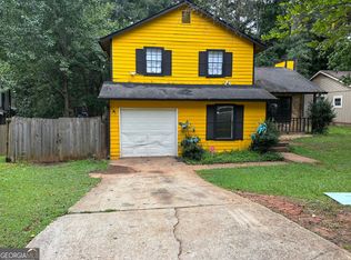 1036 Mainstreet Lake Dr, Stone Mountain, GA 30088