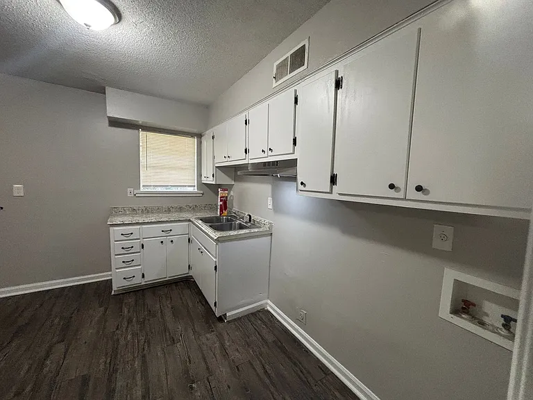 5203 Black Diamond Cv — Photo 34