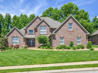 2327 Julianne Cir, Newburgh, IN 47630