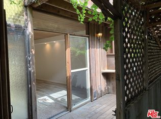 1850 Pandora Ave #2, Los Angeles, CA 90025