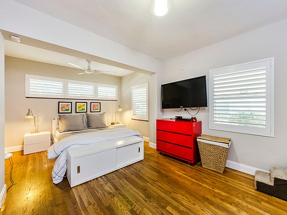 3rd image of 2458 Tequesta Ln