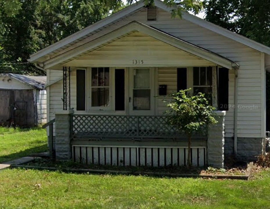 1st image of 1315 E Decatur St