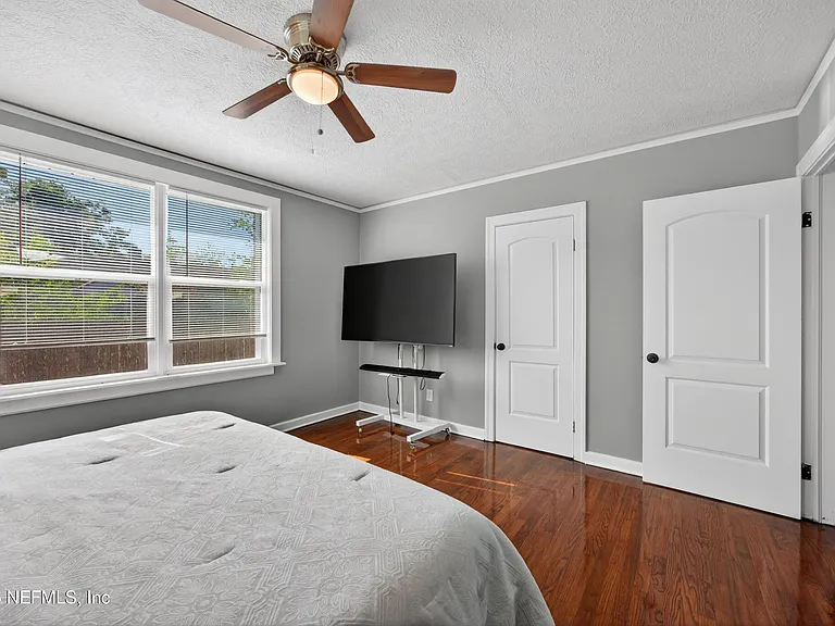 4660 French St — Photo 14