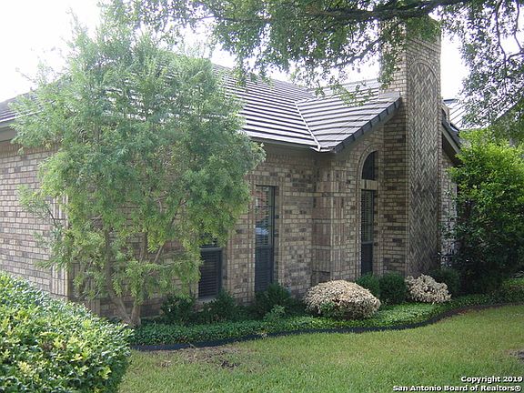 3rd image of 128 Elizabeth Ann Ct