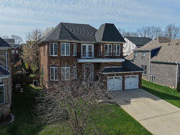 2nd image of 109 Bayberry Ln