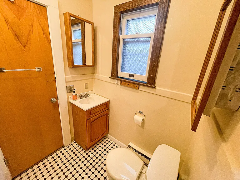 103 Spring Ln — Photo 21