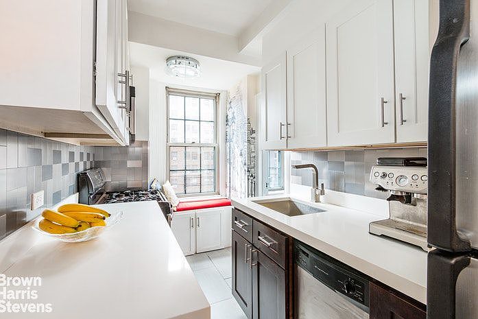 1st image of 16 Park Ave #10D