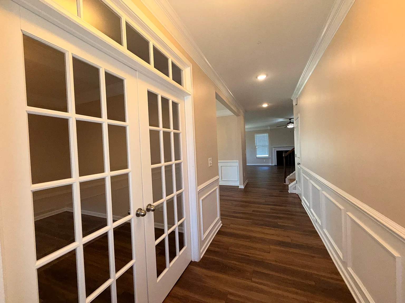 5 bed, 3042 sqft, $3,000 — Photo 2