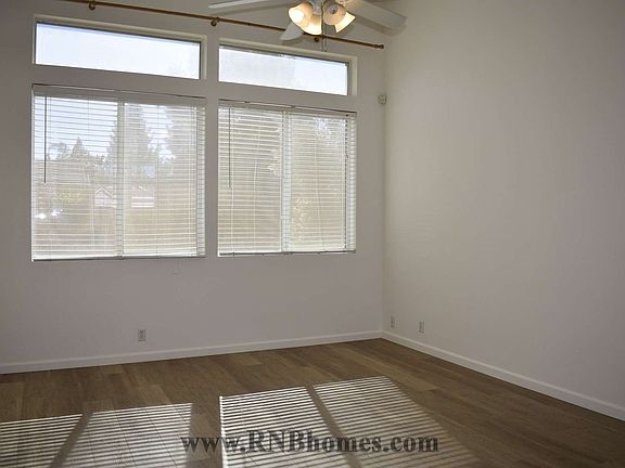 5th image of 2108 Macaw Ln