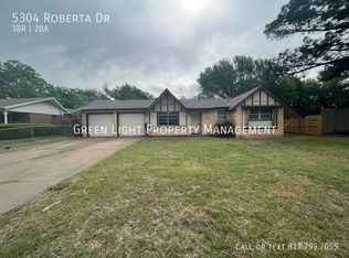 5304 Roberta Dr, North Richland Hills, TX 76180
