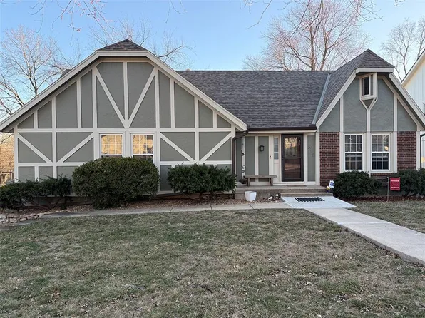 613 E 108th St, Kansas City, MO 64131