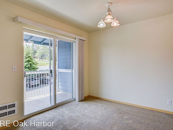4th image of 1670 SW Mulberry Place B303