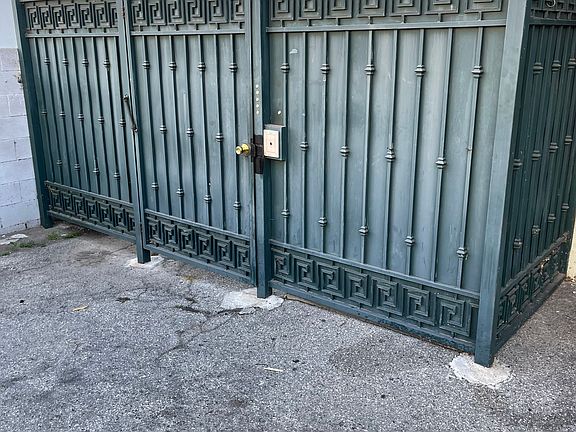 2nd image of 3543 Overland Ave #4
