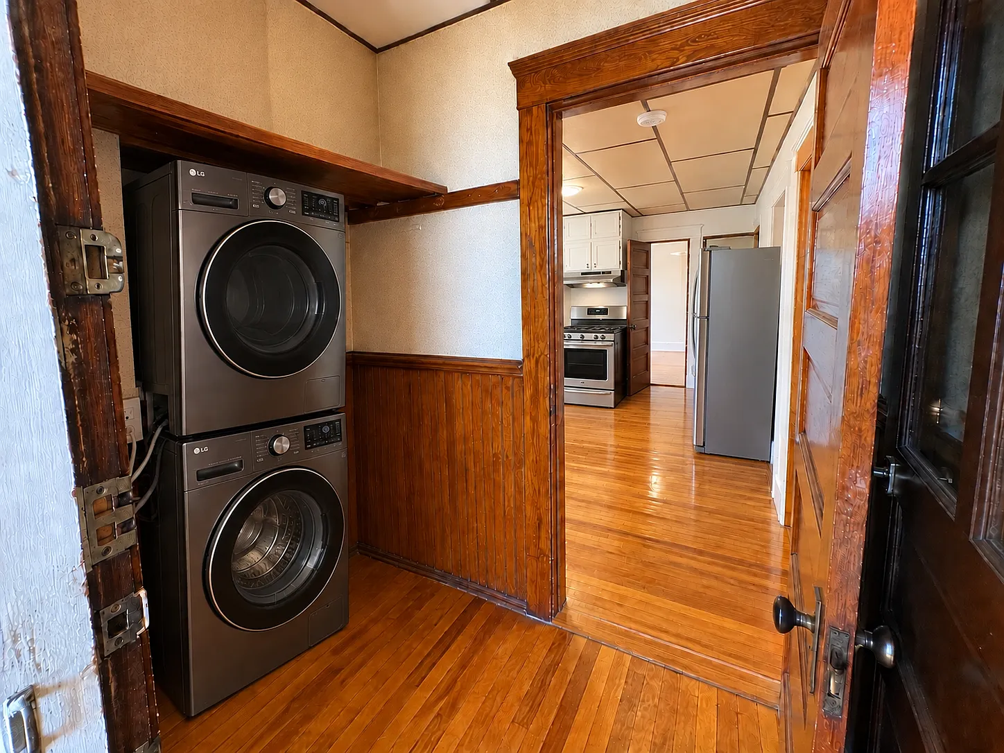 16 Plantation St — Photo 3