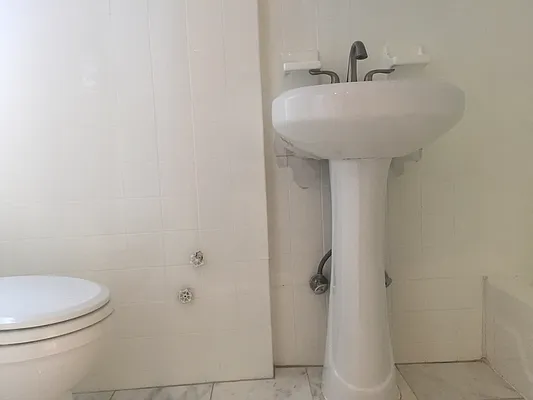 Rented by Waverly Realty Associates | media 6