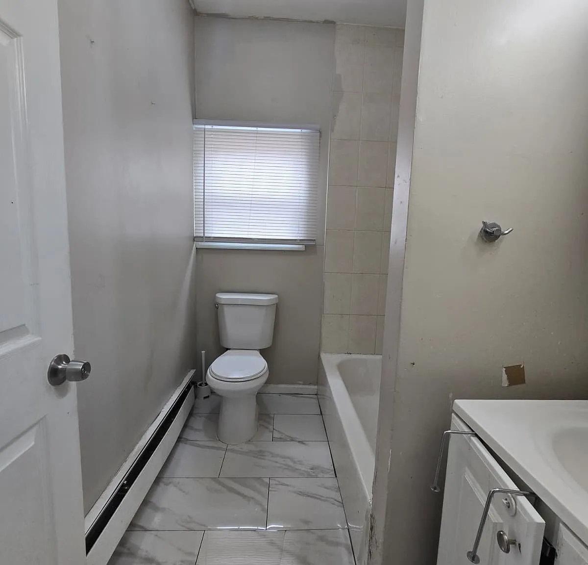 2 bed, $1,800 — Photo 2