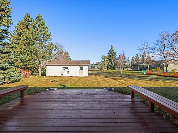 3rd image of 604 W Pine Cir
