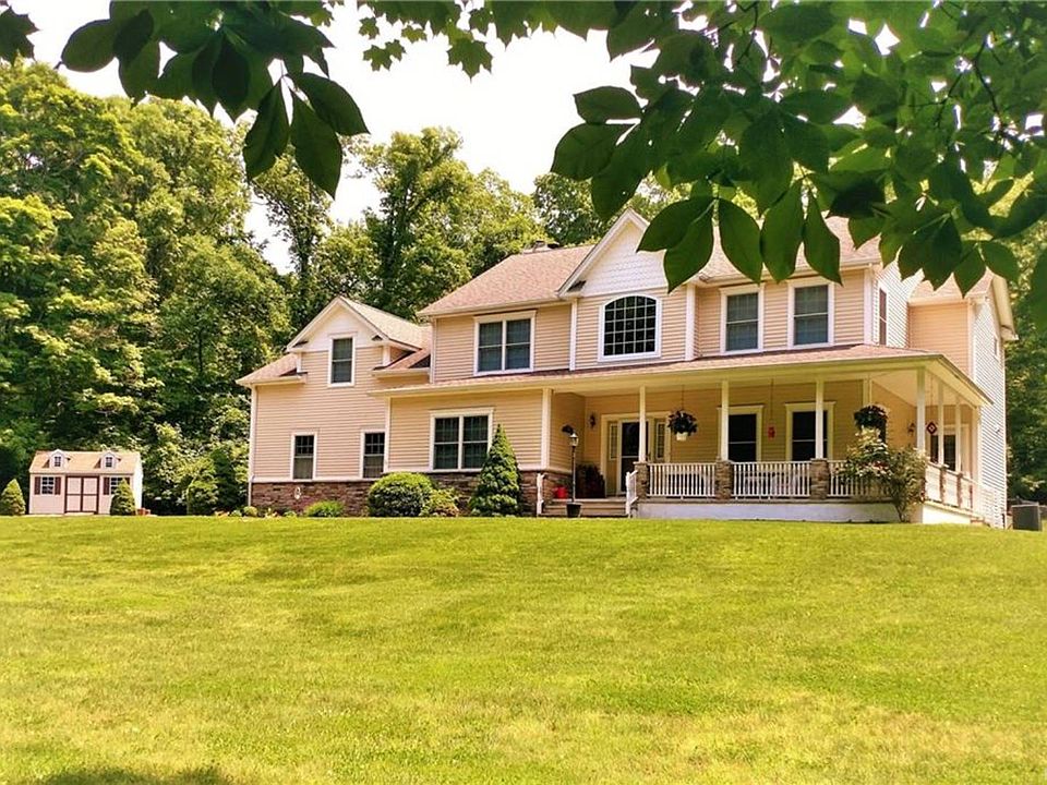1st image of 777 Orchard Dr