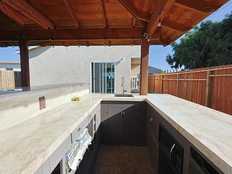 5740 Midwick St — Photo 18