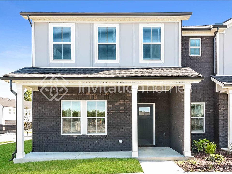 1st image of 200 River Rock Dr