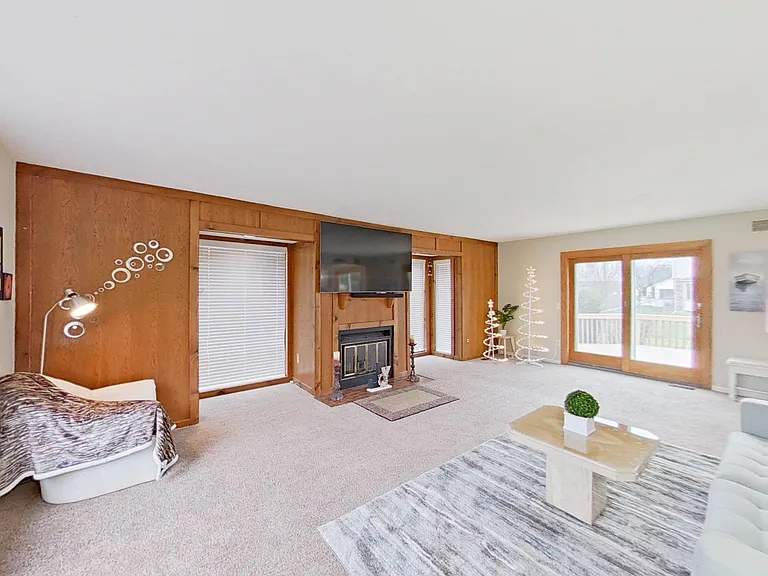 1477 Fairfax Dr — Photo 14