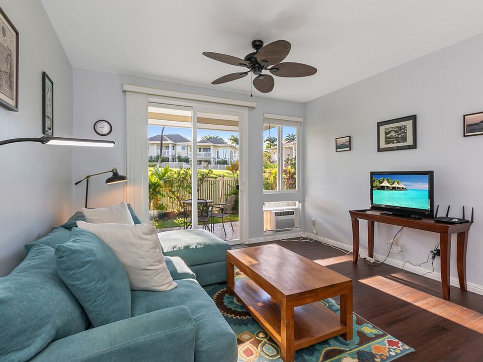 1st image of 75-6009 Alii Dr APT Y3