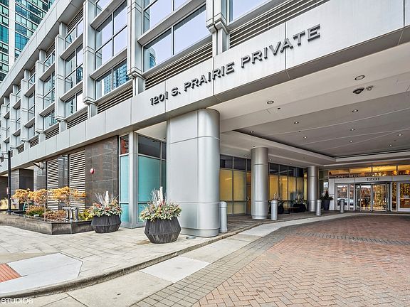 2nd image of 1201 S Prairie Ave #4501