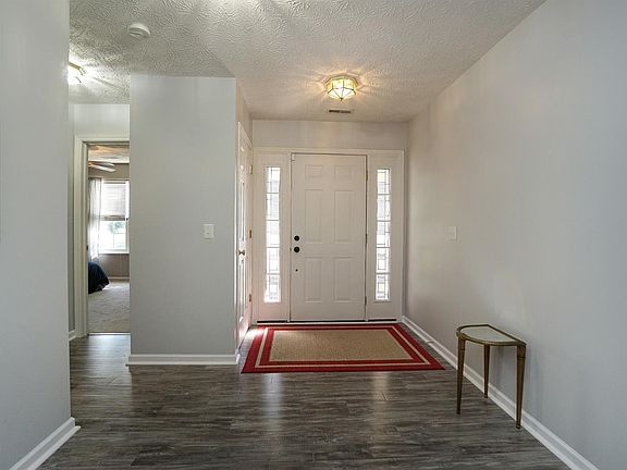 2nd image of 861 Greengate Dr