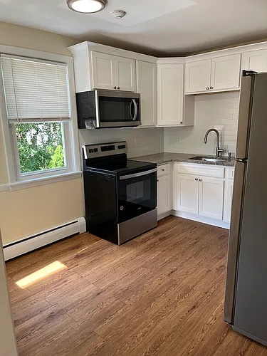 122 Englewood Ave #2R Photo 1