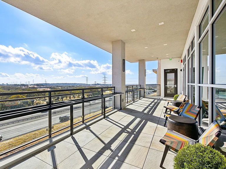 Verdell Pointe — Photo 65