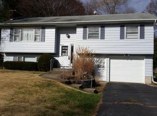 1475 Sandra Dr, Endicott, NY 13760