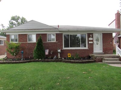 24674 Marine Ave, Eastpointe, MI, 48021