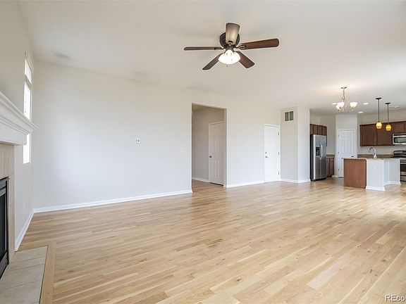 5th image of 3015 Walnut Grove Street