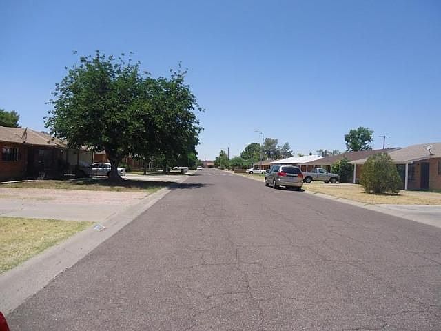 2nd image of 4027 W Berridge Ln