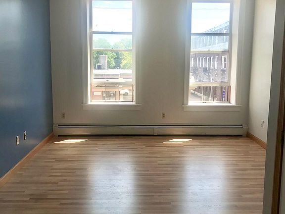 2nd image of 55-57 Market St #206