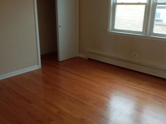 3rd image of 5797 N Elston Ave #2