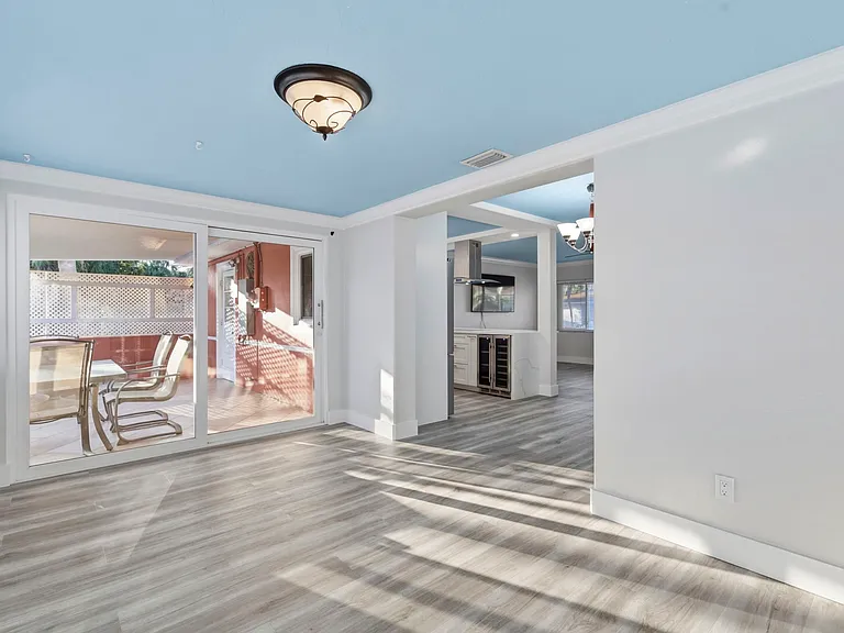 58 Lido Dr — Photo 17