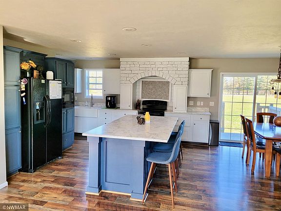 3rd image of 610 Brick Yard Cir