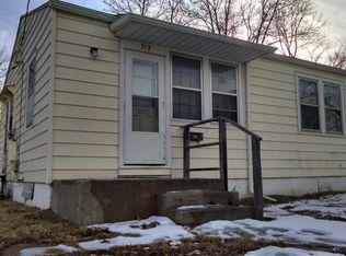 713 W 1st St, Junction City, KS 66441