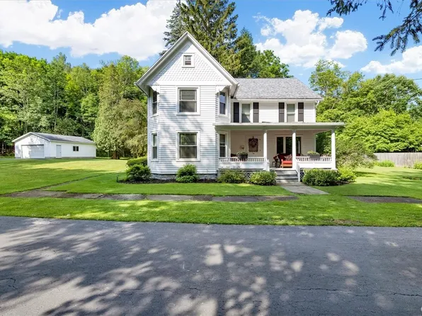 10 Beatty Ave, Clinton, NY 13323
